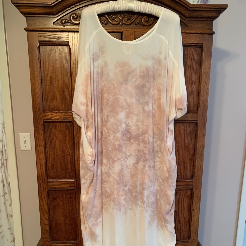 Lovely light dress, very soft, size M